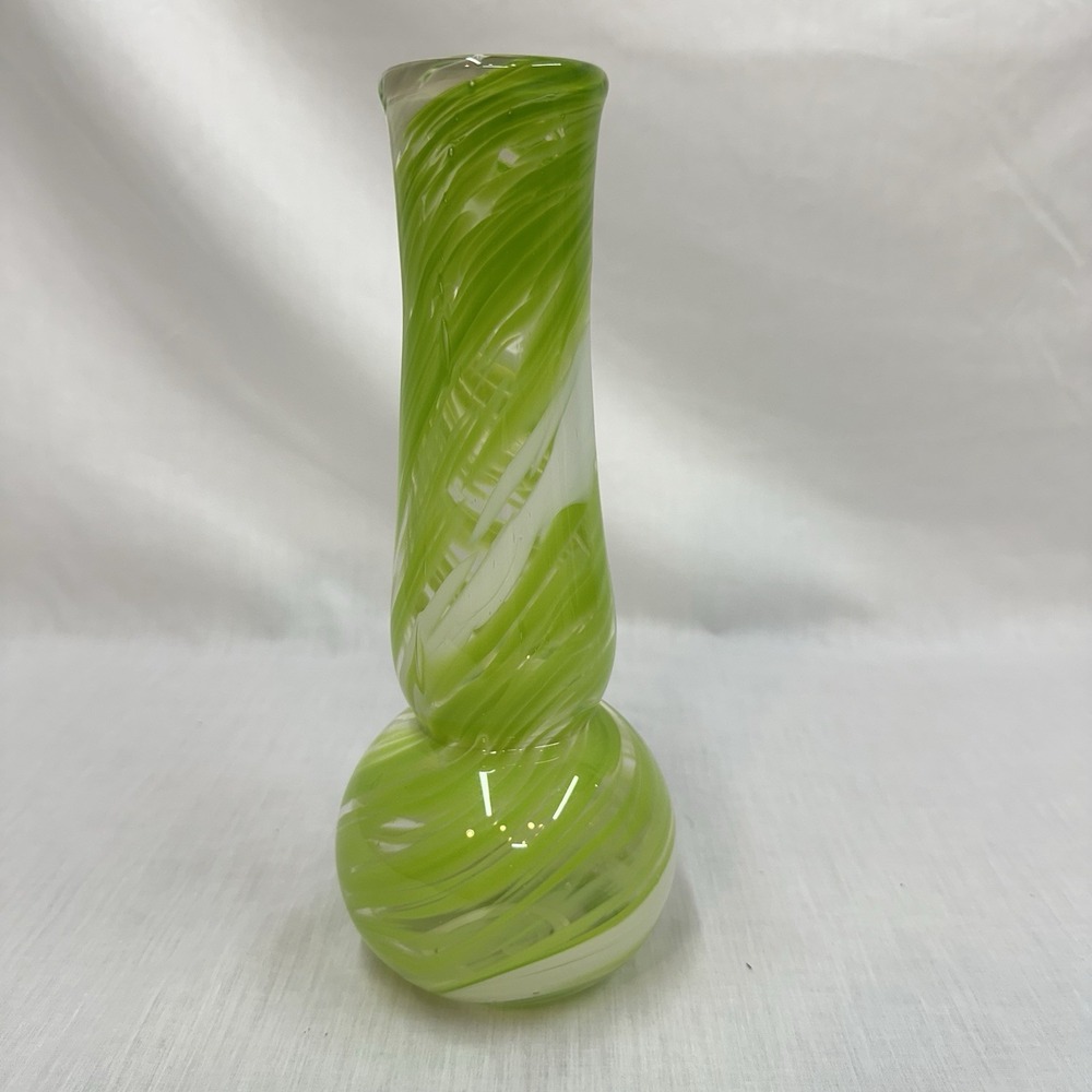 Hand blown glass Heritage Vase Green White Clear MCM - Picture 2 of 11